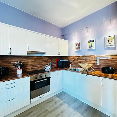 Charmante Maison A 200m De La Pour 5 Personnes - Fr-1-709-94 Nyaraló Fouras