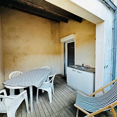 Charmante Maison A 200m De La Pour 5 Personnes - Fr-1-709-94 Nyaraló
